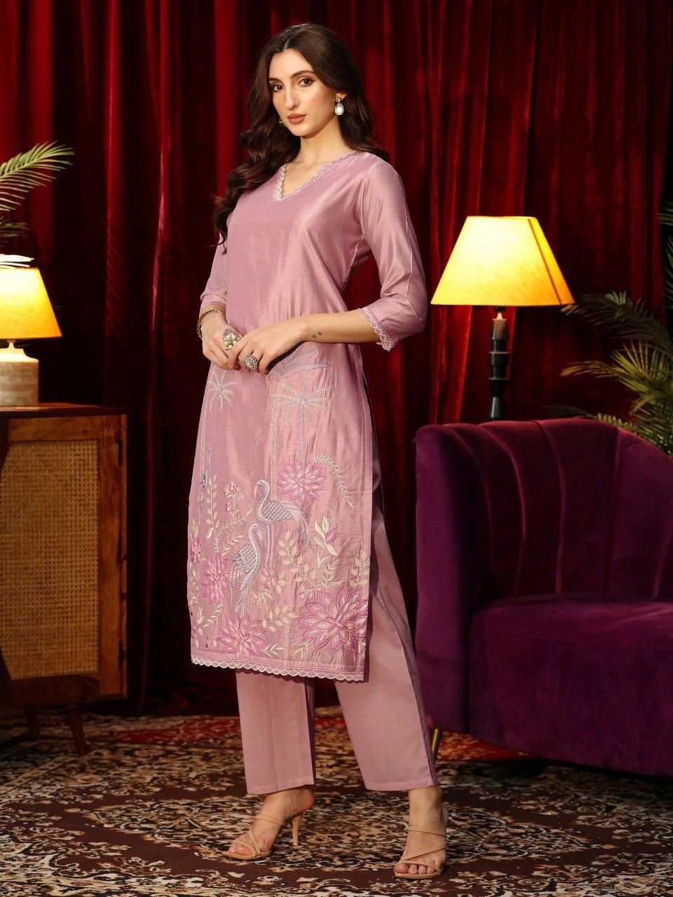 Dusty Pink Floral Embroidered Chanderi Silk Suit Set With Dupatta