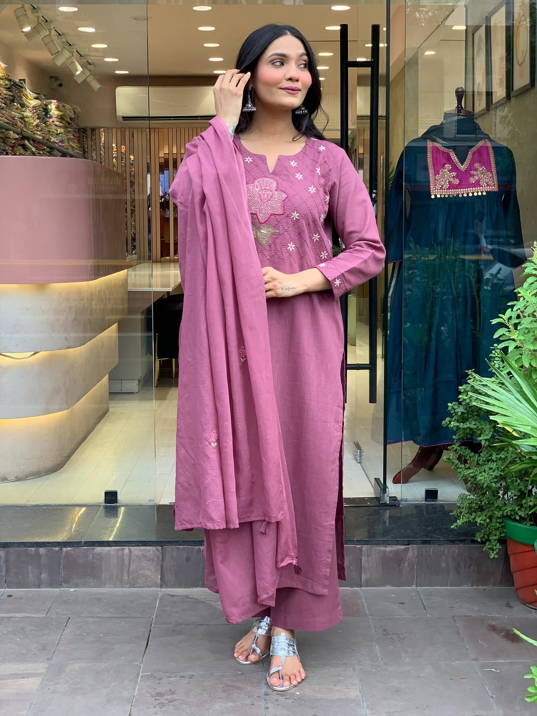 Elegant Mauve 3-Piece Kurta Set with Dupatta