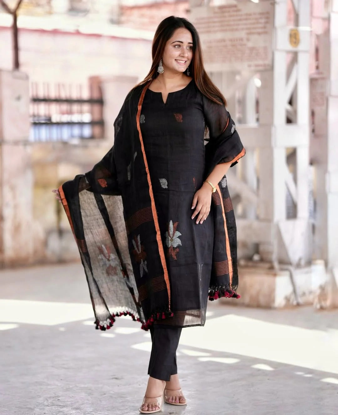 Elegant Black Handwoven Linen Jamdani Kurta Pant Set with Matching Dupatta